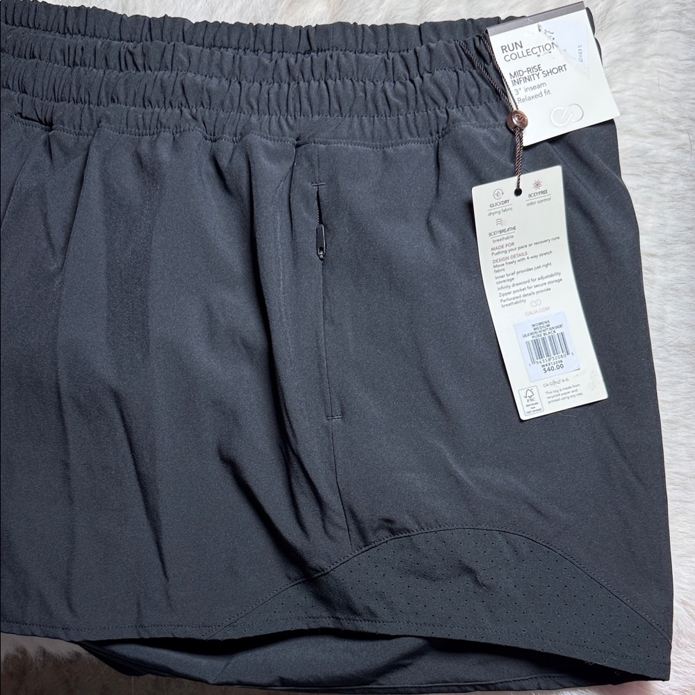 Calia mid rise infinity short
Women’s Black Running Shorts